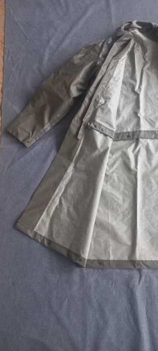 Продавам дъждобрани