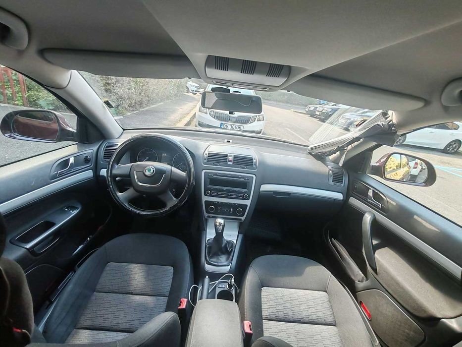 Skoda Octavia 2 2011 1.6 benzina