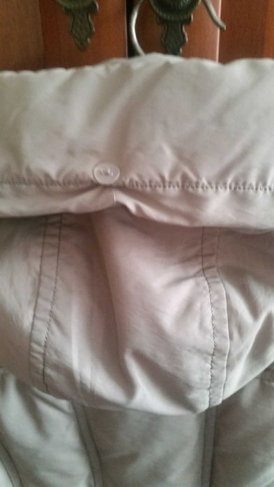 Продам женскую куртку