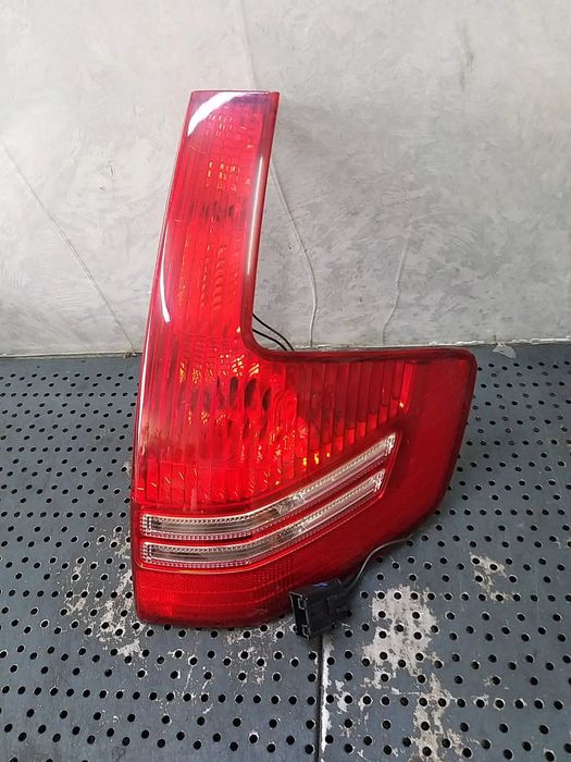Stop tripla lampa dreapta citroen c4 1 lc 965586398001
