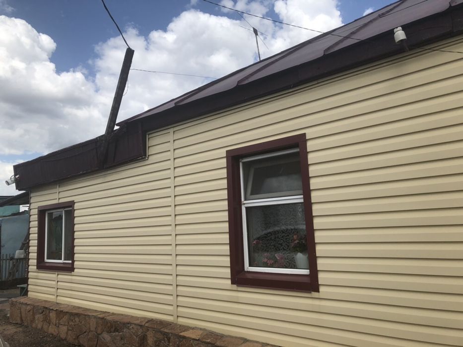 Продам тёплый шпальный дом