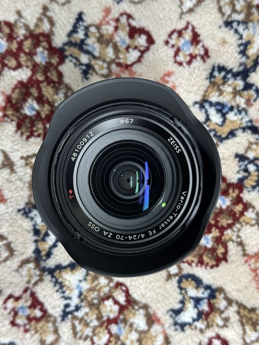 Model: Sony FE 24-70mm f/4  sotiladi