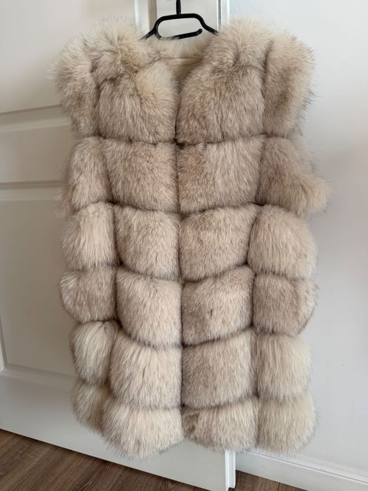 Vestă din blană de vulpe