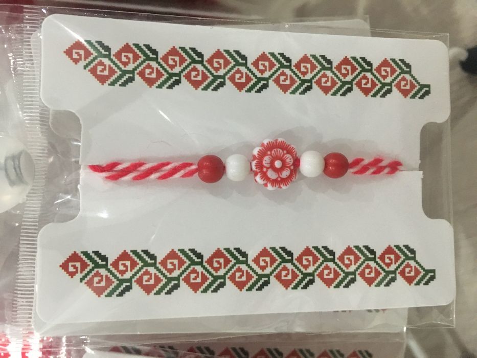 Мартеници ръчна изработка за ръка