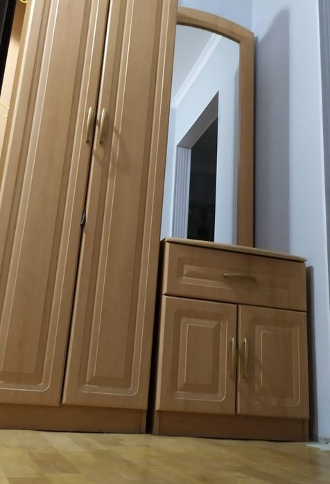 Шкаф и трюмо в прихожую