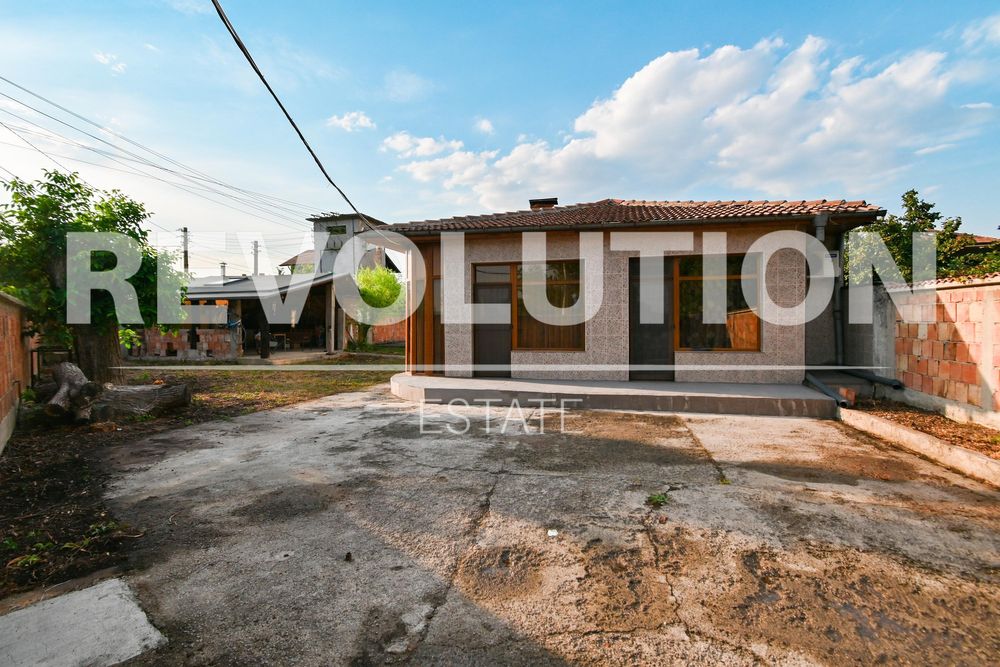 Дава се под наем Къща в Божурище - 100 кв.м за 800 € - Снимка #17