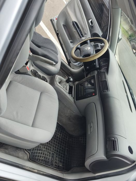 VOLKSWAGEN Passat 2001 — imagine 5