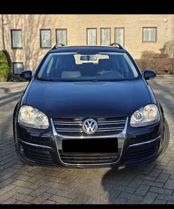 Vw Golf 5 / AN 2009 / Motor 1.4 Benzina / 184000 Km / Senzori Parcare