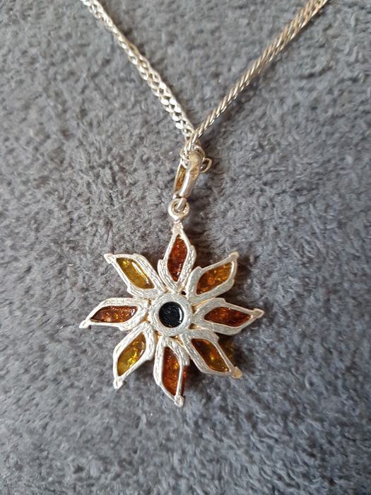 Superb lant cu pandantiv chihlimbar,argint 925,Italy nou,deosebit