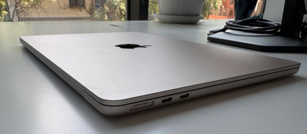 Apple Macbook Air 2022 13' M2 256GB