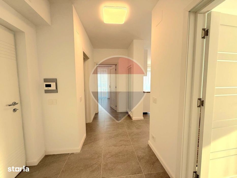De închiriat apartament cu 3 camere+ 2 parcări Prima Arena