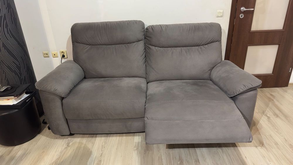Диван с функция релакс електрически механизъм