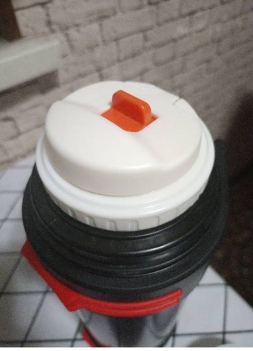 Термос новый в упаковке