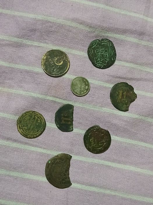 Qadimiy tangalar sotiladi