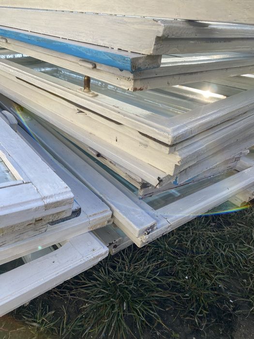 Geamuri cu rama lemn