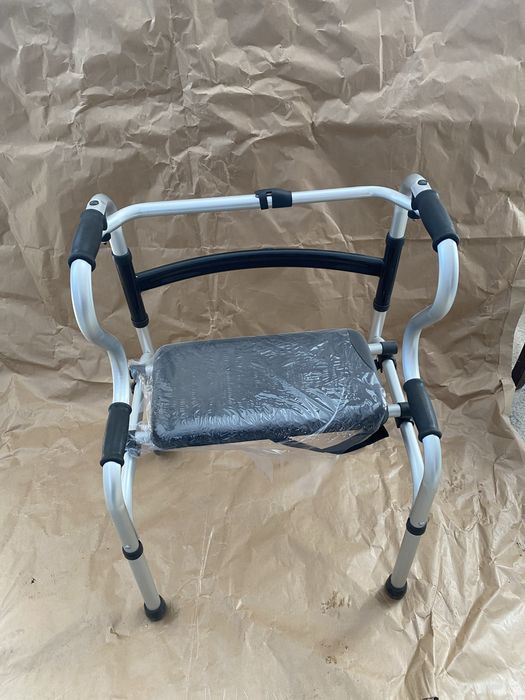 Cadru pliabil cu roti si sezut