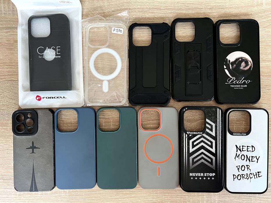 iPhone 13 Pro 256GB Graphite + 11 кейса