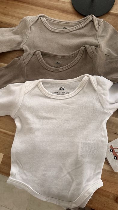 Комплект бодита на H&M  50-56-ти размер