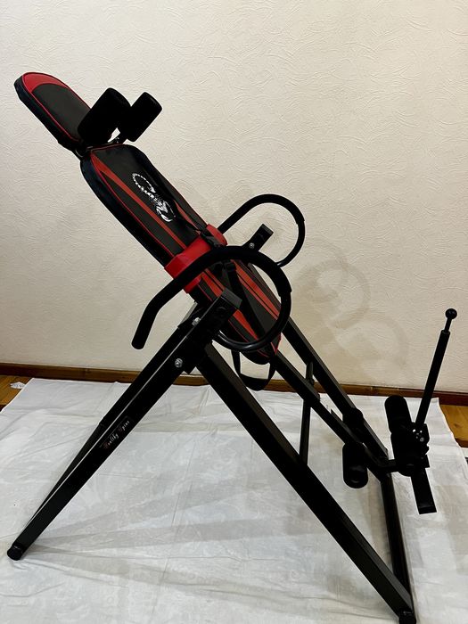 Умуртқа поғонасини даволаш учун тренажёр. Инверсионный стол (Грыжа)