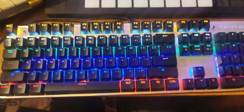 Tastatura mecanica zero e-sport gaming gear x08