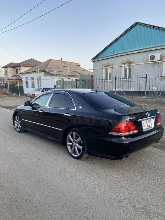 Toyota Crown Athlete 3.5