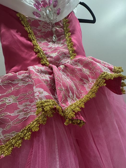 Продам карнавальное платье