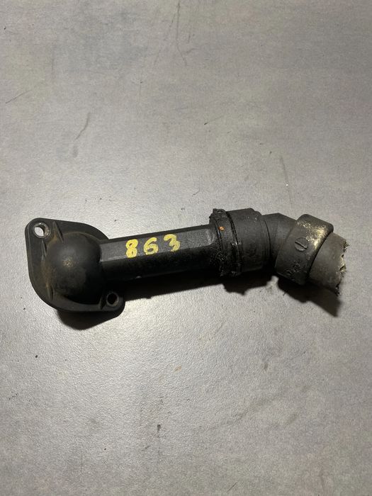 Flansa apa / lichid racire 06B121121 Volkswagen VW Passat 2003