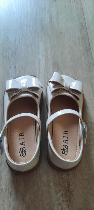 Туфли на девочку