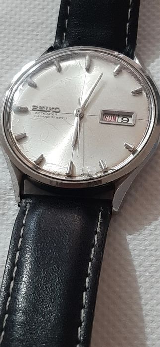 Ceas vitrege anul 1960 funcționează