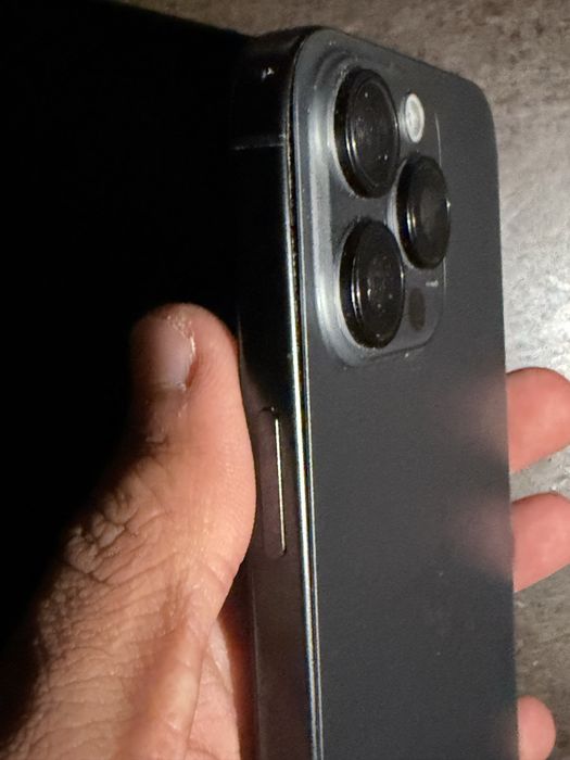 Iphone 15 pro max black