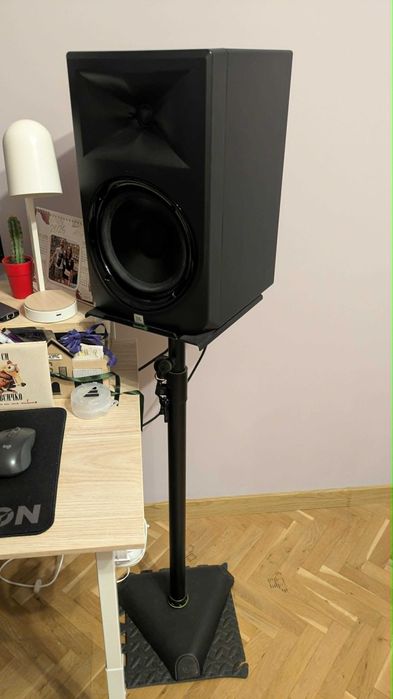 Мониторни колони JBL LSR 308 + стойки за колони Gravity SP 3202 VT
