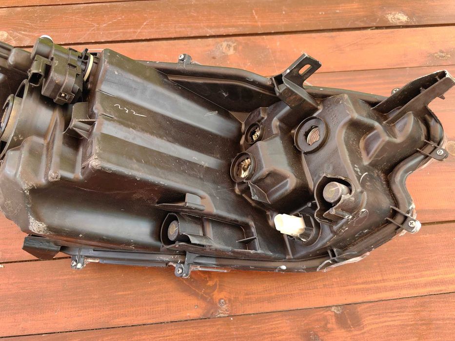 Фар за Toyota Yaris 2020 / Тойота Ярис 2020