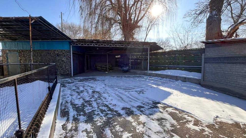 Продается дом в районе обл больницы Константин Империя