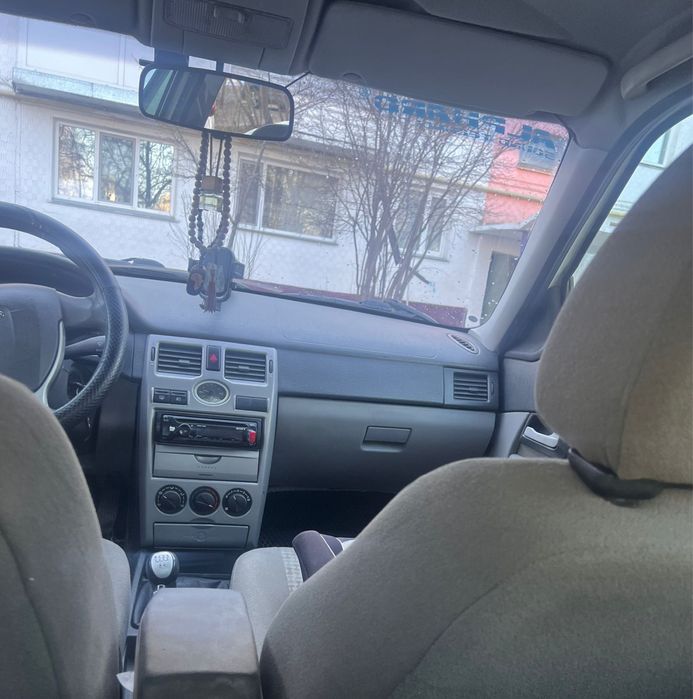 Продам приору 2013г