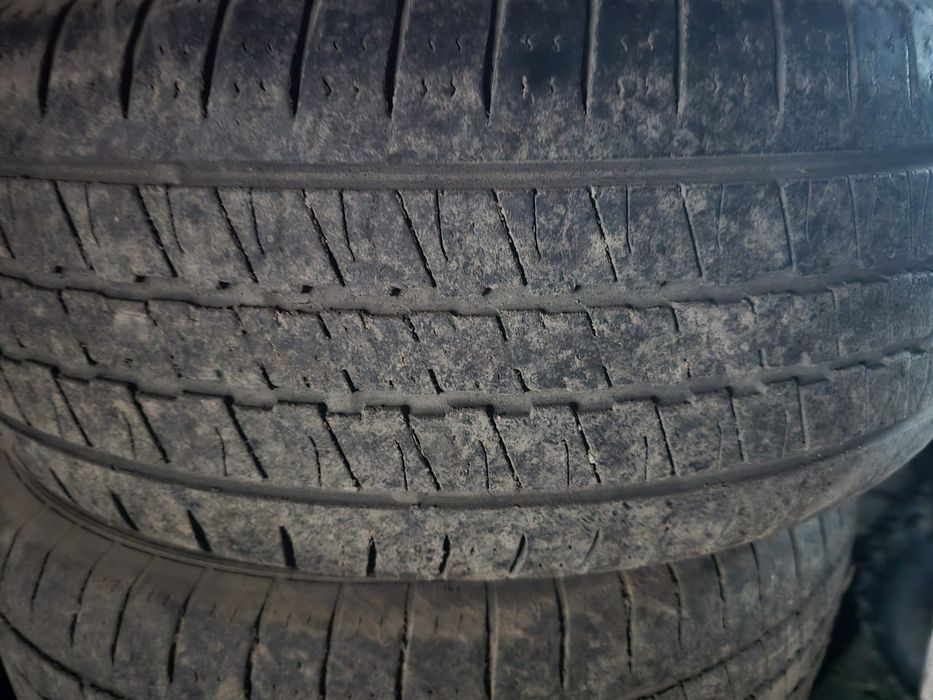 Продам шины б/у в