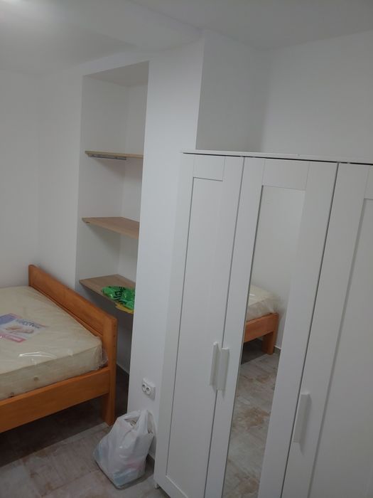 De inchiriat-Garsoniera + Apartament