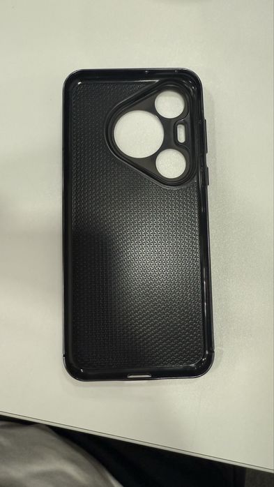 Продам чехол от Huawei Pura 70 pro