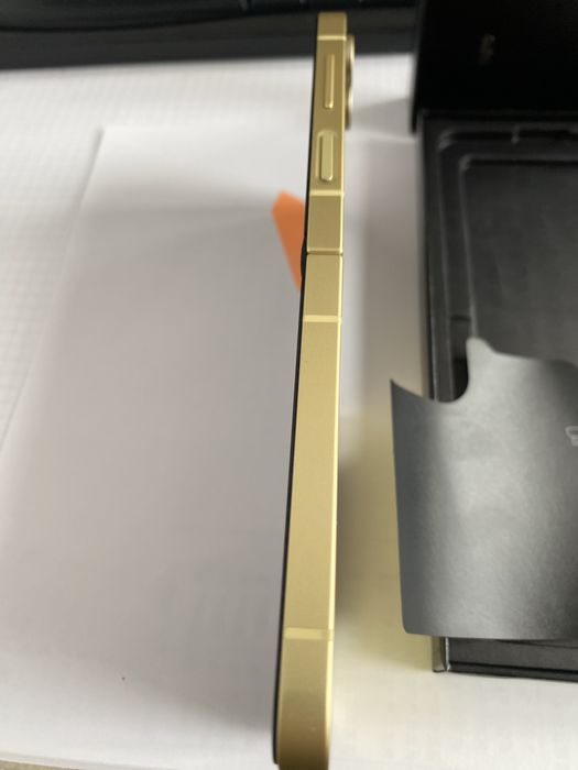 Samsung Flip z6 Gold 512 gb