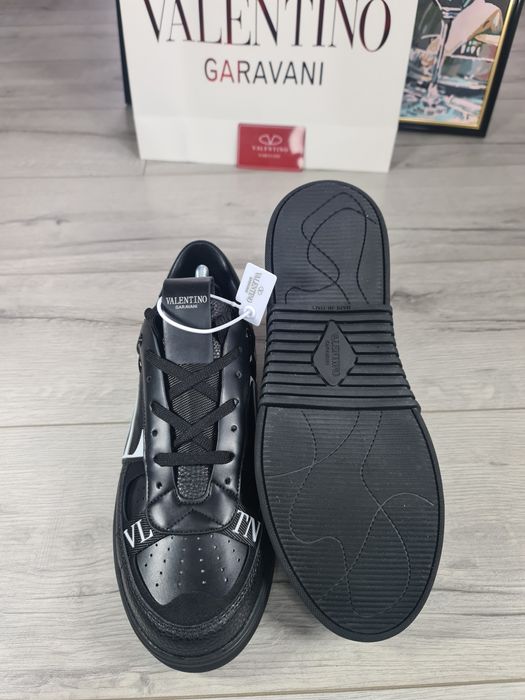 Sneakers-Valentino-VL7N-Negru-Transport-Gratuit-Breloc-LV+Parfum-Cadou