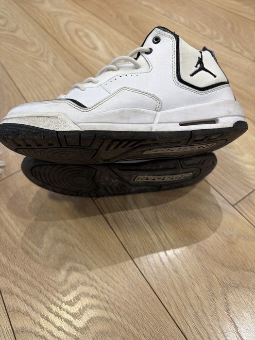 Кецове Air Jordan Courtside 23