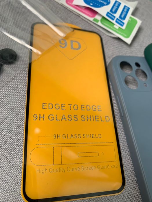 2 калъфа+2 протектора за  iphone11 pro