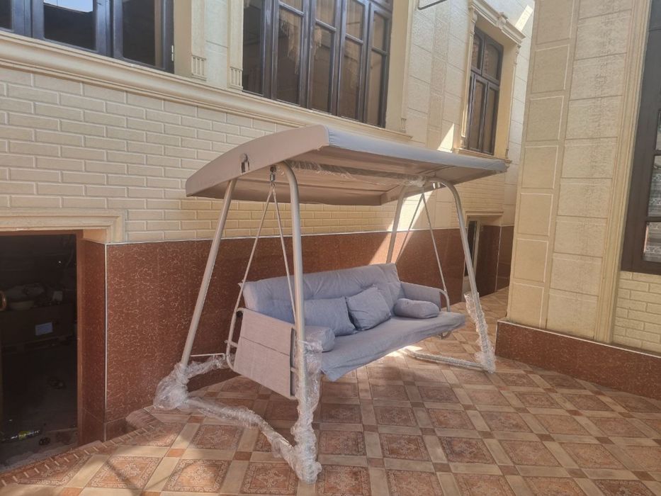 Садовая качеля китае