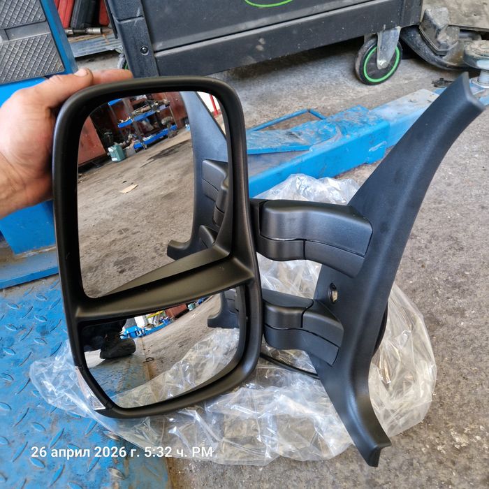 Ново ляво огледало за iveco