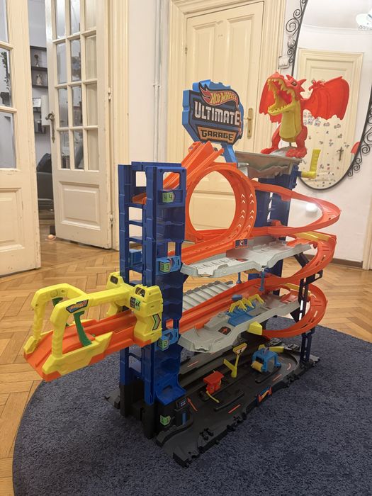 Hot Wheels Ultimate Garage - garaj masinute masini copii