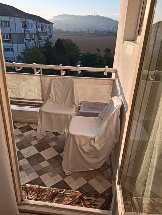 Inchiriez garsoniera