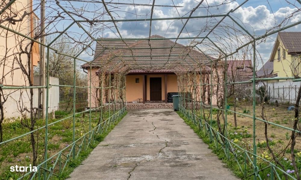 Casa individuala in Navodari, cartierul nou de vile, teren de 1487 mp