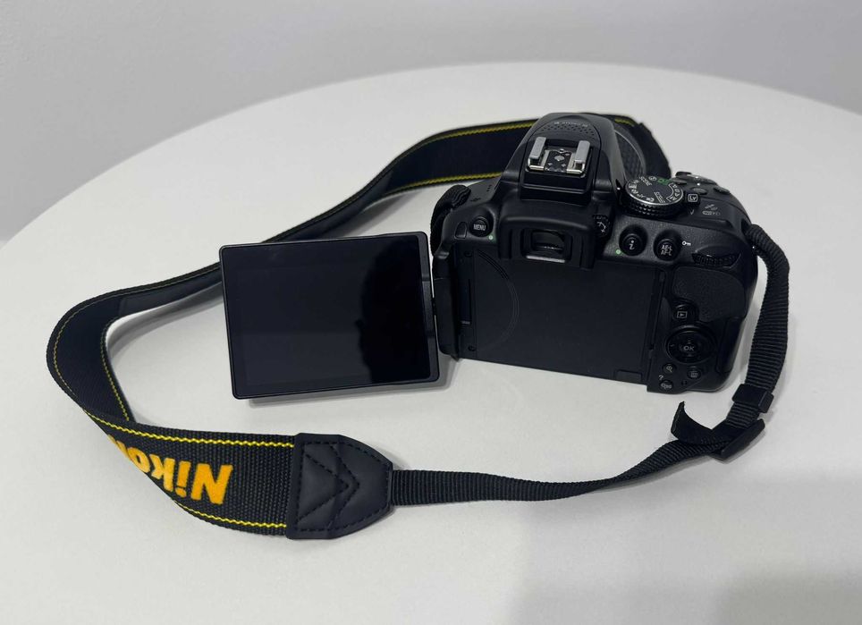 Aparat foto Nikon D5300