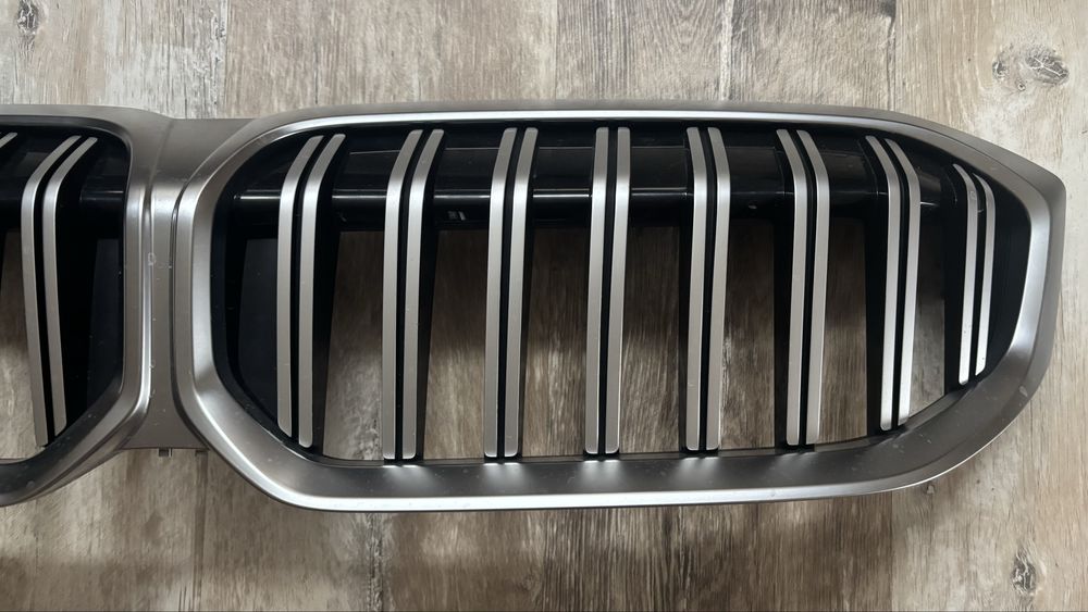 Оригинална решетка BMW G20