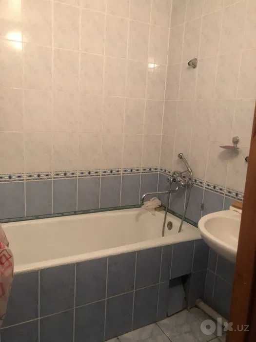 Продаётся квартира в Юнусабаде 8 квартал 3 ком N21
