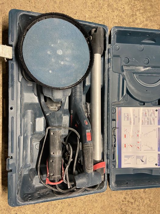 Жираф за Шкурене Bosh